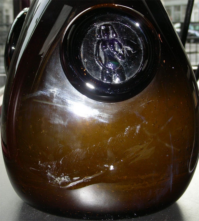 A brown glass bottle by Eric Hoglund Sweden, C 1960 For Sale 2