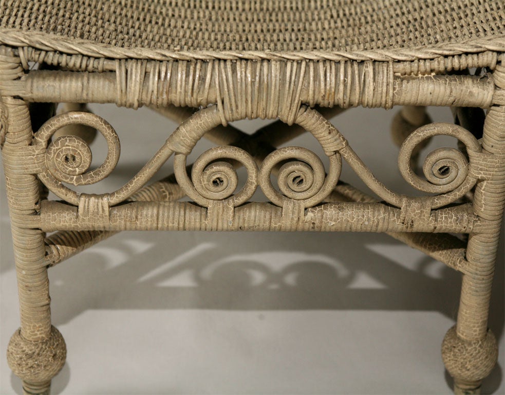 VICTORIAN WICKER OTTOMAN 4