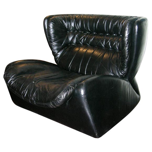 Pair of Lounge Chairs For Sale
