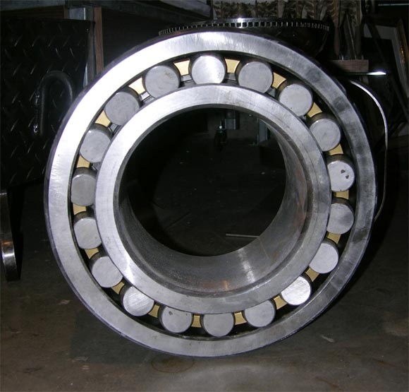 huge ball bearing