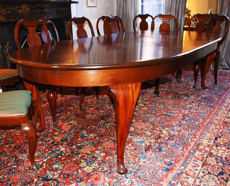 mahogany dining table