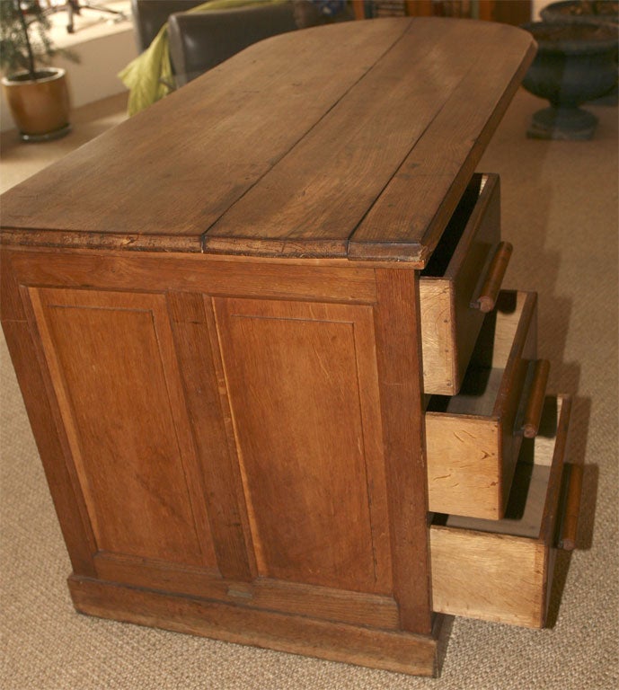An Oak Pedestal Desk For Sale 3