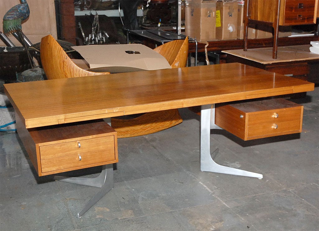 Large Desk with forked aluminum steel legs