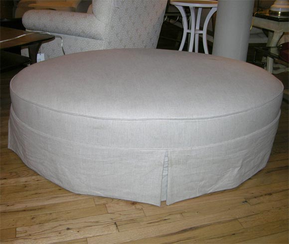 Contemporary Tailored Oval Ottoman For Sale