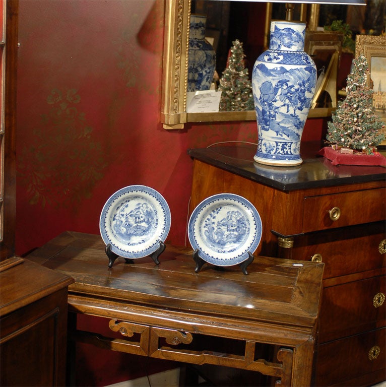 Pair of 18th Century Chinese Blue and White bowls