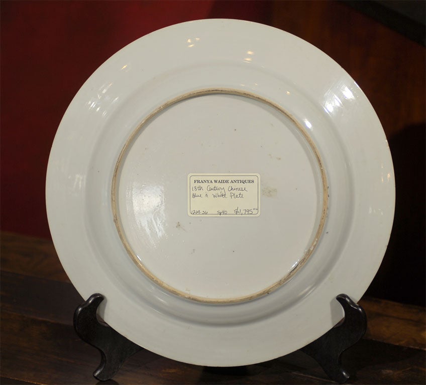 18th C. Blue and White Chinese Plate For Sale 4