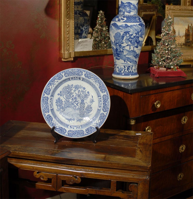 Large 18th Century Chinese Blue and White Plate