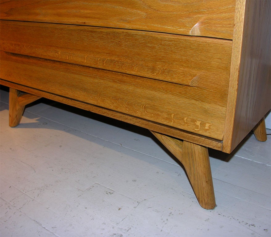 Oak Double Dresser by Paul Laszlo for Brown Saltman In Excellent Condition In New York, NY