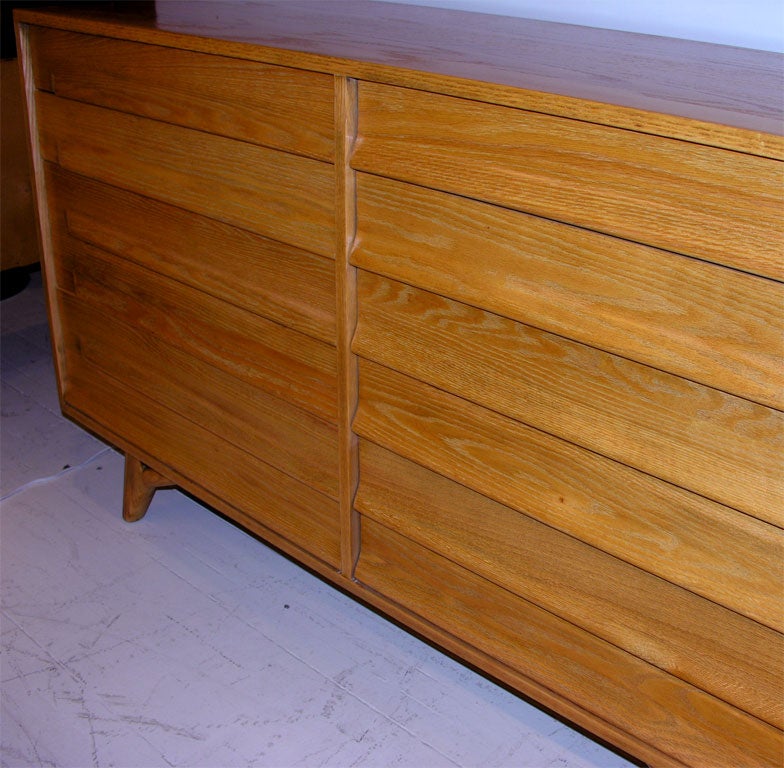 Oak Double Dresser by Paul Laszlo for Brown Saltman 1