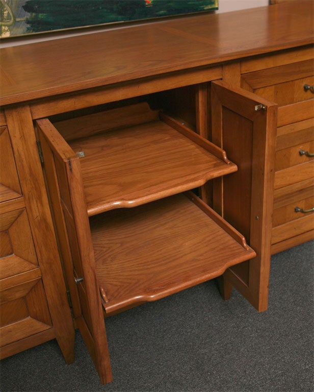 Mid-20th Century Very Fine Walnut Dresser by Tomlinson