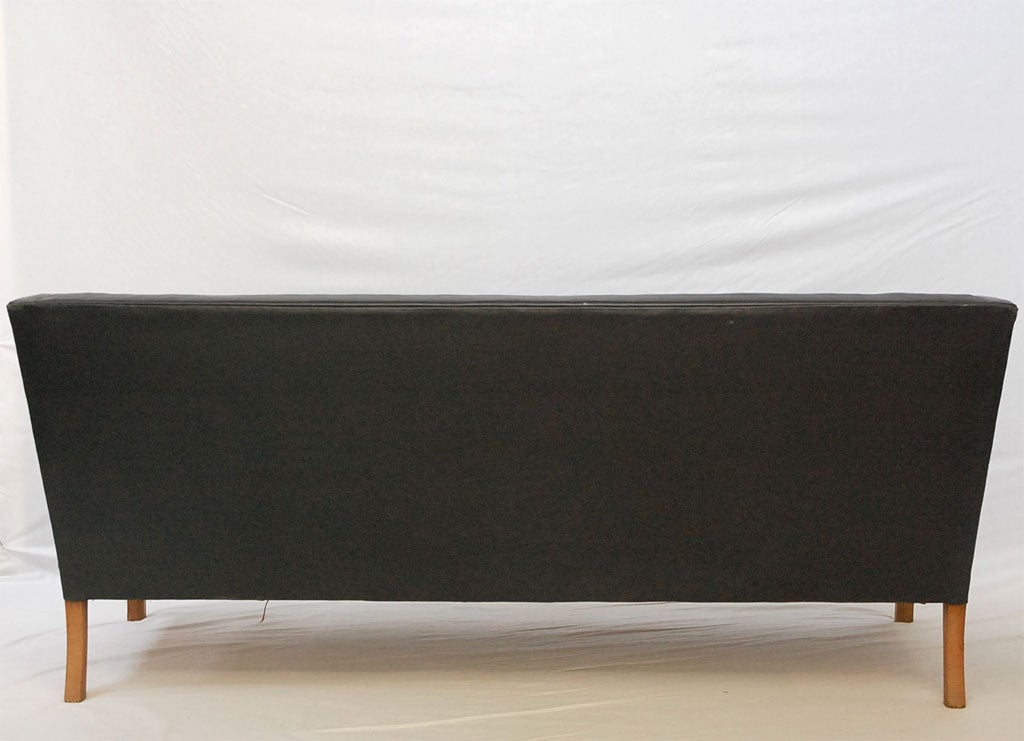 Black Leather Sofa 4