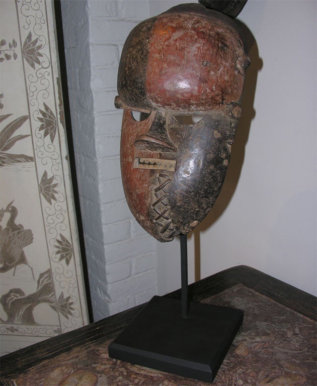 Salampasu Mask
