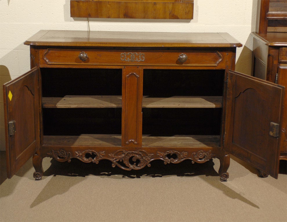 Provencal Louis XV Period Buffet in Walnut, France c. 1750 For Sale 1