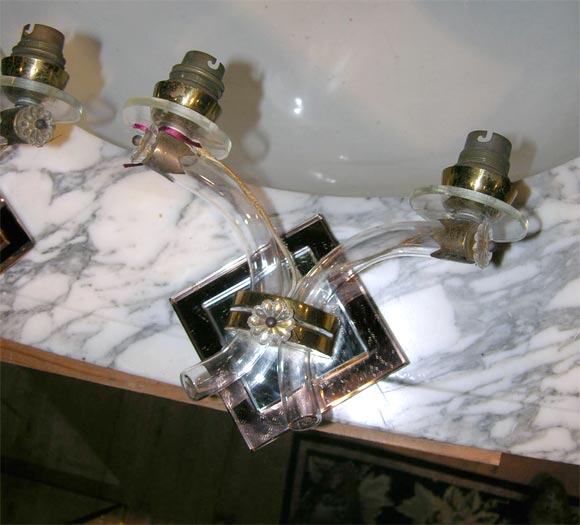 Français Paire d'appliques à miroirs françaises en vente