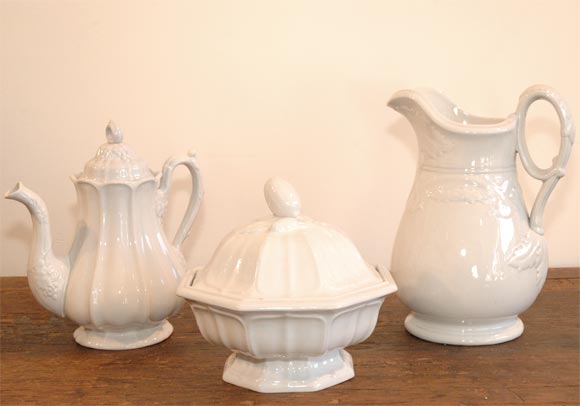 19THC ASSORTED IRONSTONE PIECES, PITCHER, COFFEE POT, LARGE TUREEN