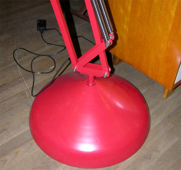 articulated floor lamp