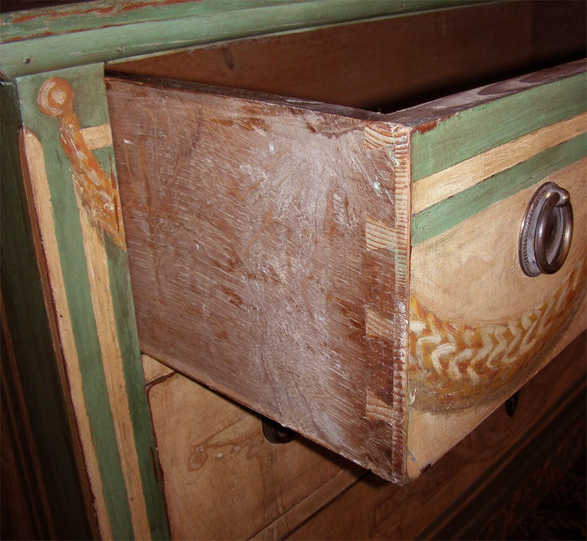 Commode della metà del XIX secolo in vendita 2