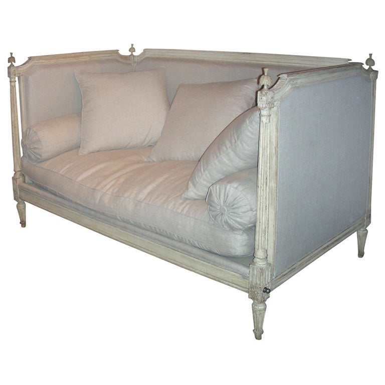 18th Century Bed for an Alcove For Sale at 1stDibs