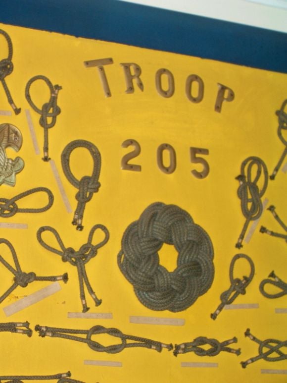 Large graphic Boy Scout Knot board in excellent condition.