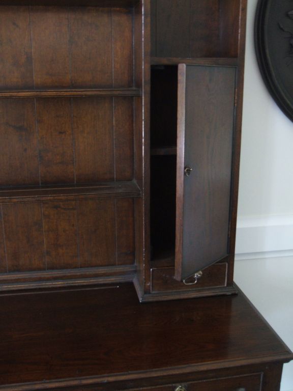 English Oak Hutch with Queen Anne Legs For Sale