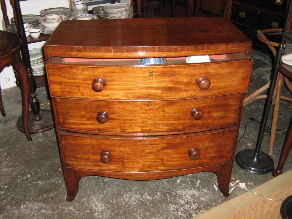 Bow Front Chest Of Drawers with French Foot