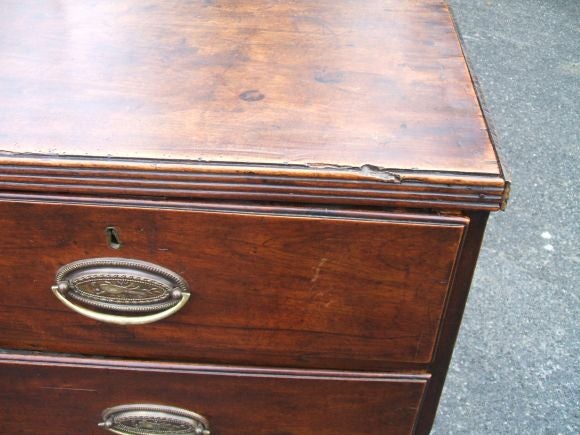 Mahogony 5 Drawered Chest of Drawers In Good Condition For Sale In Bridgehampton, NY