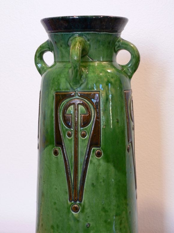 A Nieue Kunst school vase.