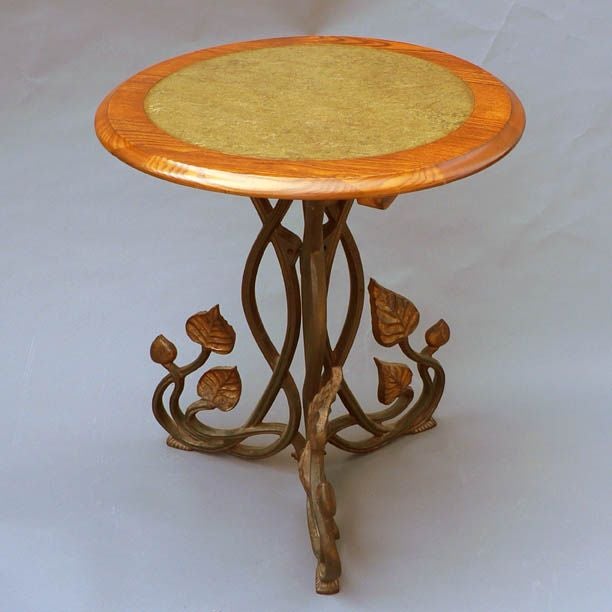 Cast Iron English Side Table In Excellent Condition For Sale In Long Island City, NY