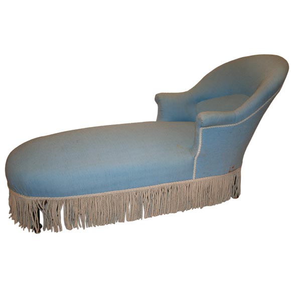 Round Back Chaise Longue