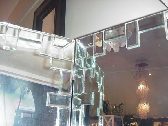 Interlock 3-Panel Mirrored Screen