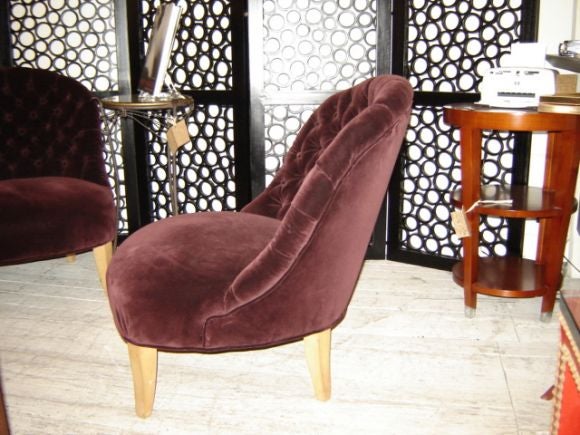 Pair of French Tufted Back Chairs In Excellent Condition For Sale In New York, NY