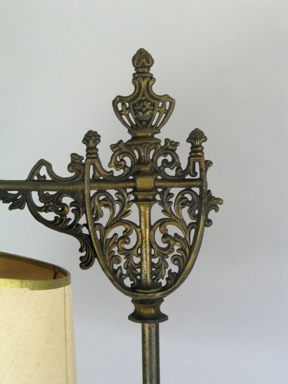 Iron Cast iron bridge lamp