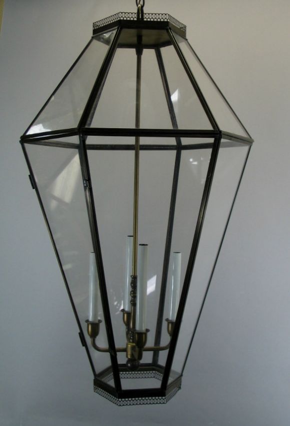 Oversized Brass Lantern In Good Condition In Douglas Manor, NY