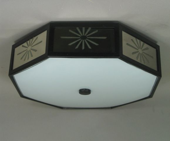 Hexagonal flushmount with etched mirror side panels