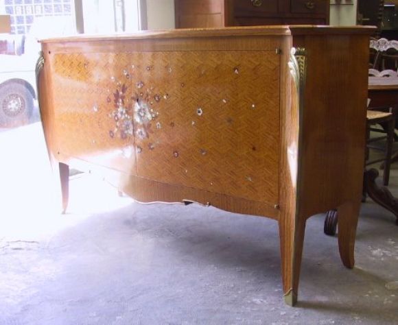 Mid-20th Century Commode by Copin with Mother-of-Pearl Inlays