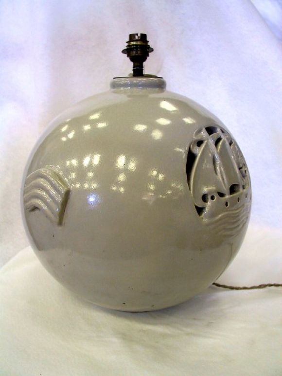Mid-Century Modern Importante lampe de bureau par ROBJ en vente