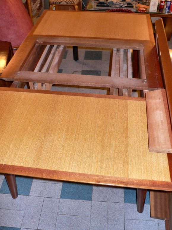 Mahogany Dining Table with Extensions by G Poisson In Good Condition For Sale In Brooklyn, NY