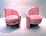 VLADIMIR KAGAN PAIR OF CHAIRS