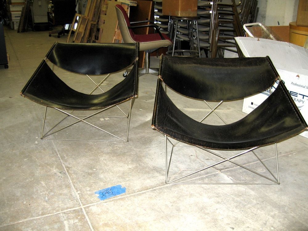 Pair of Pierre Paulin Butterfly Chairs #675