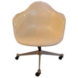 Herman Miller fiberglass chair Herman Miller fiberglass chair