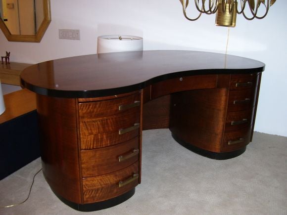 A Stately American Art Deco Executive Desk In Excellent Condition In New York, NY