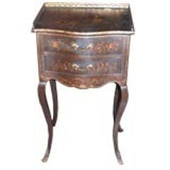 19th c. Vernis Marten Table 4