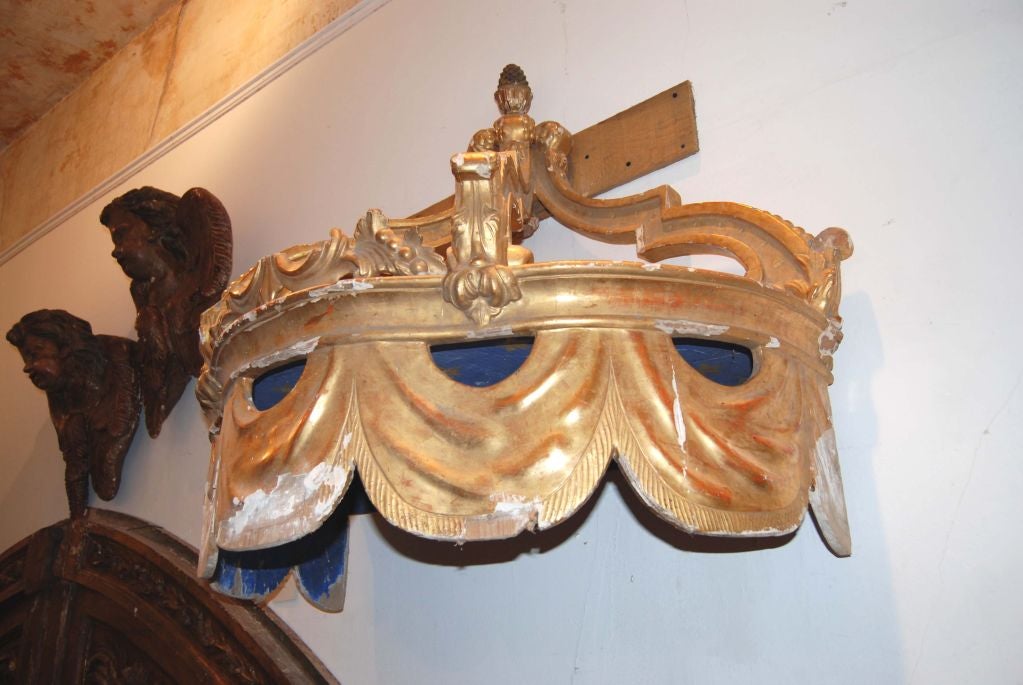 Large 18th c. Giltwood Corona