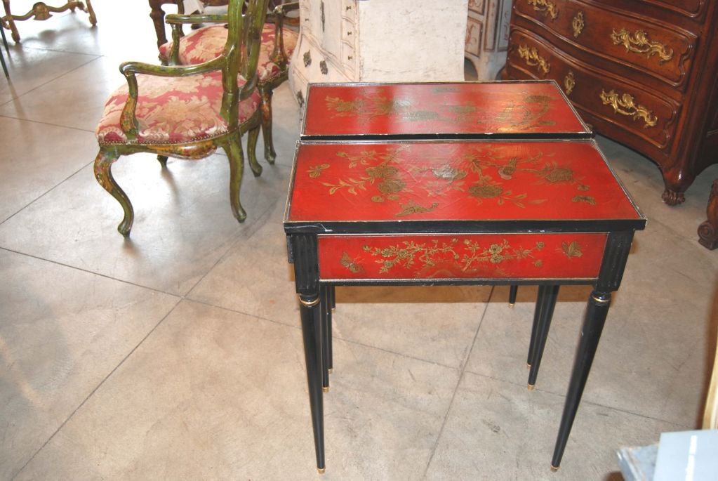 Pair Art Deco Chinoiserie Lacquered Tables In Good Condition In New Orleans, LA