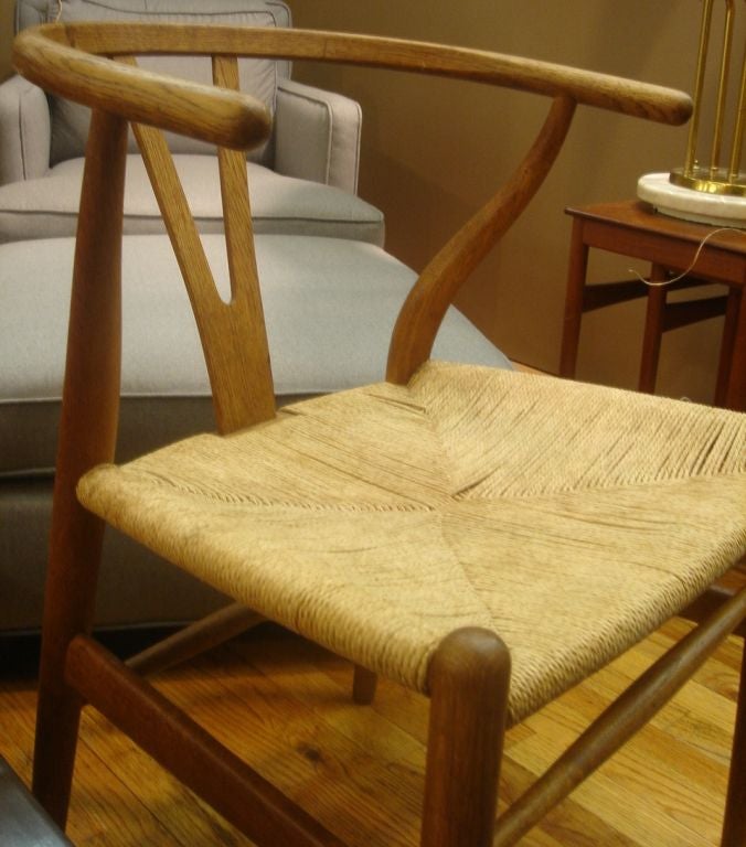 Pair of Vintage Wishbone Chairs by Hans Wegner 1