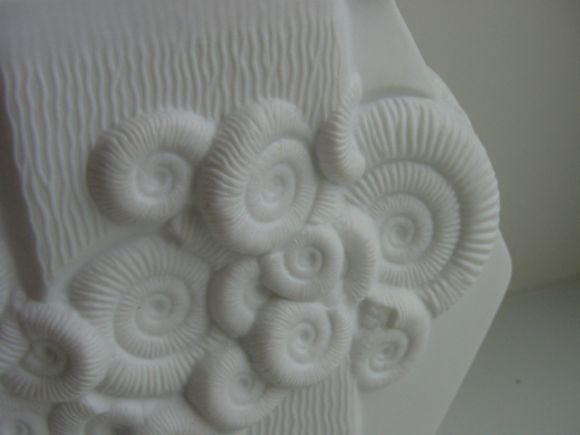 Collection of White Vases with Seashell Motifs by Kaiser 4