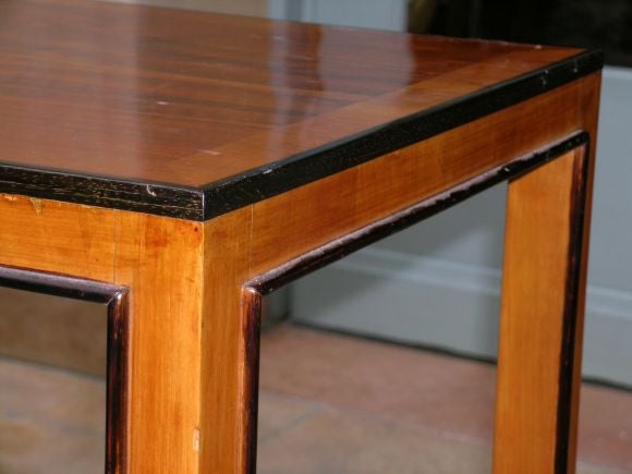 ITALIAN ART DECO WALNUT AND CHERRY SIDE TABLE by Melchiorre Bega 1