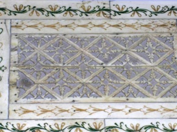 RUSSIAN BONE-VENEEERED WOOD RECTANGULAR BOX INSET WITH MICA.
