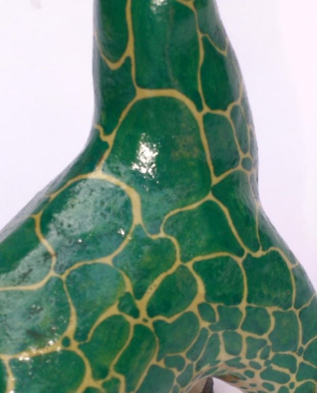 ITALIAN ART DECO GREEN-ON-YELLOW GLAZED POTTERY GIRAFFE For Sale 3