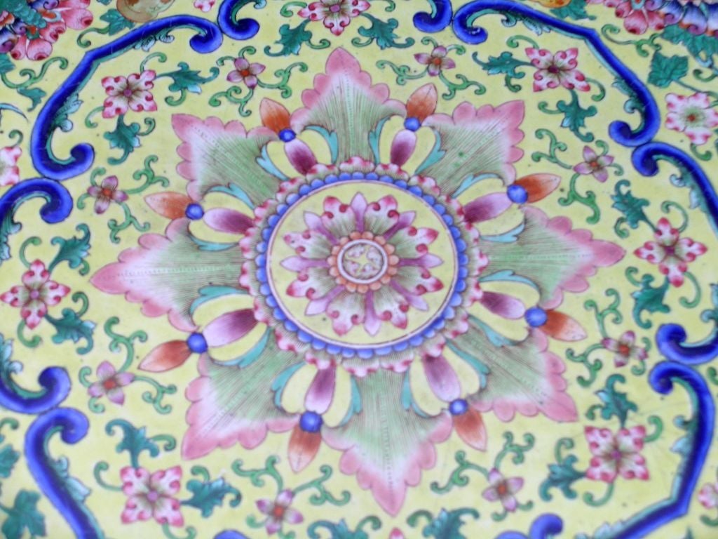18th Century and Earlier CHINESE CANTON ENAMELED LOTUS-FORM COVERED SWEETMEATS BOWL